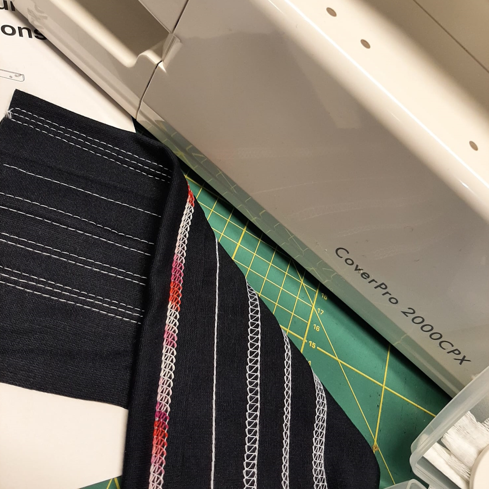 janome-coverlock-2000